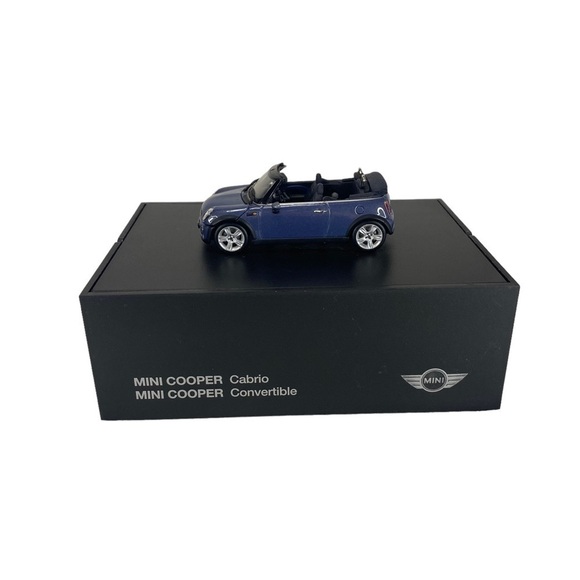 BMW Dealer Display Model 1:43 Diecast Mini Cooper‎ Cabrio Convertible Blue